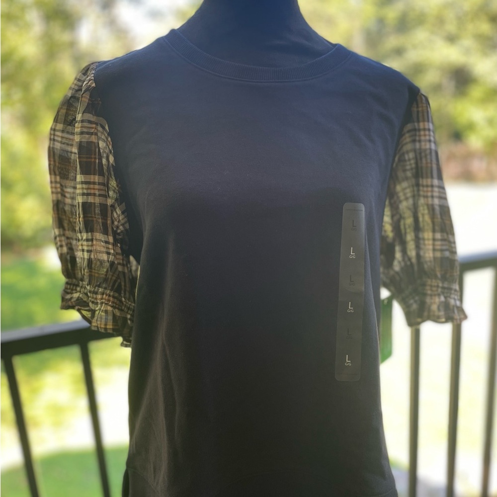 Tommy Hilfiger Navy Blue Tee with Plaid Sleeves